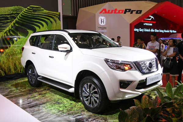 nissan terra v - Hình 4