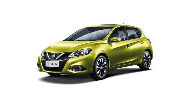 nissan tiida - Hình 4