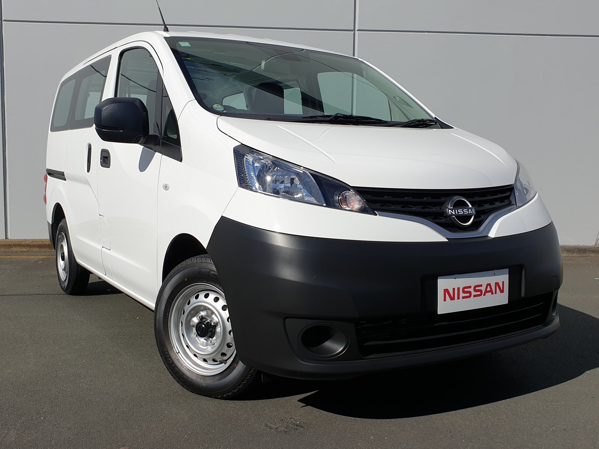nissan vanette - Hình 4