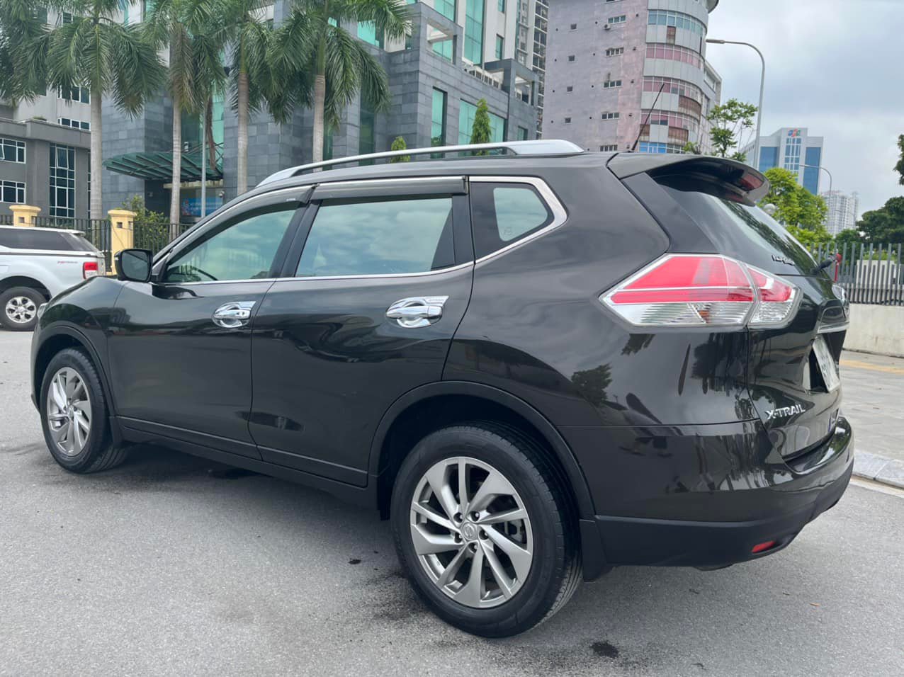 nissan x trail mấy chỗ - Hình 1