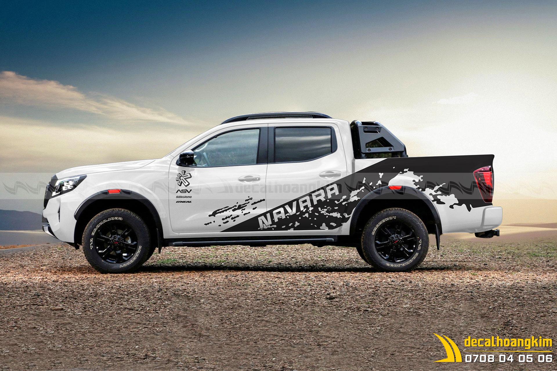 tem xe nissan navara - Hình 2