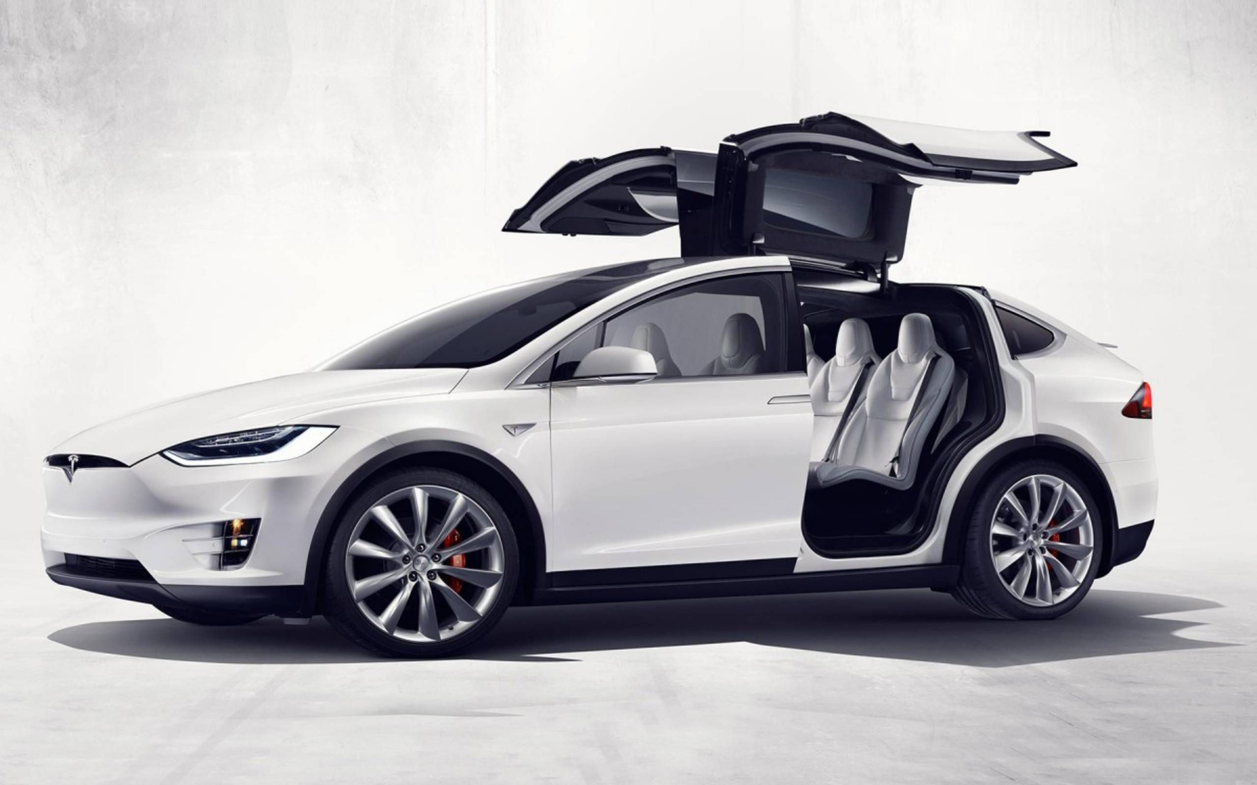 tesla model x - Hình 2