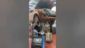 thay dầu hộp số nissan navara