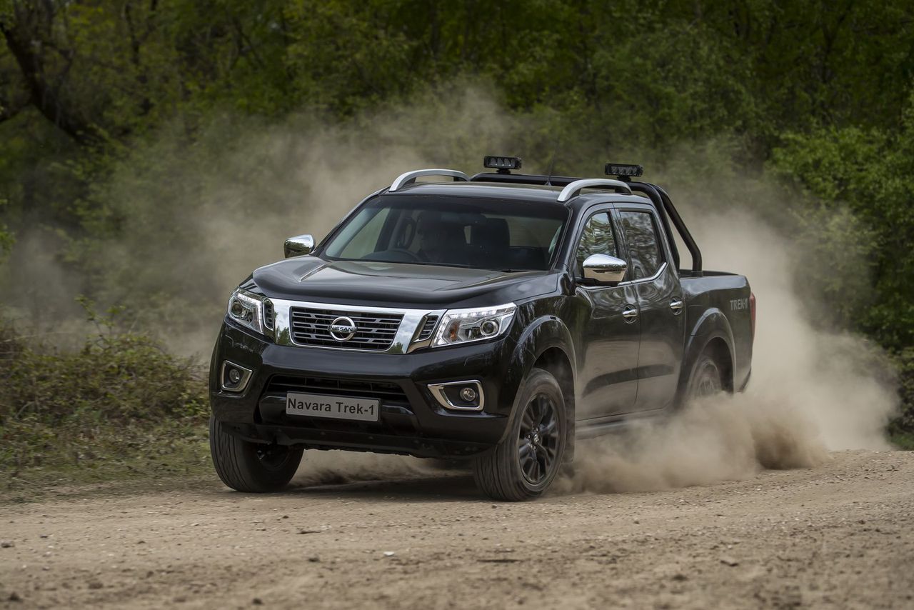 thông số kỹ thuật nissan navara 2017 - Hình 4