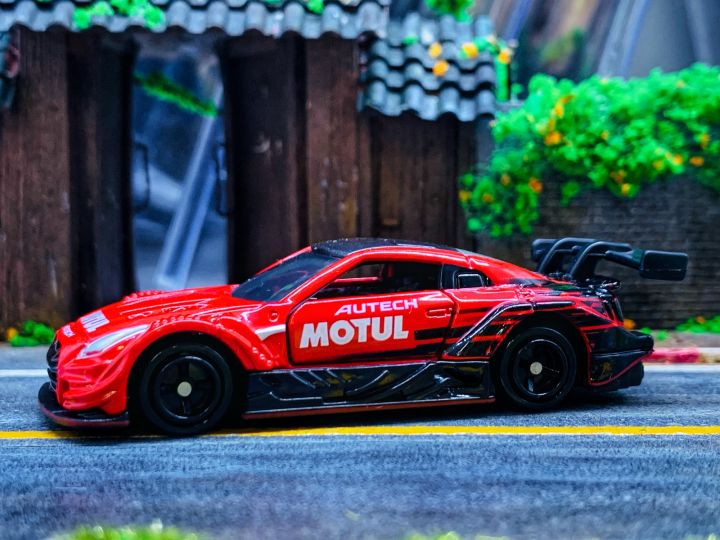 tomica nissan gtr nismo - Hình 4
