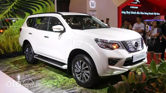 xe 7 chỗ nissan terra - Hình 4