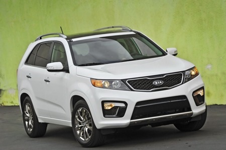 Kia Sorento 2013 Máy 2.4: Đánh Giá Toàn Diện Xe 7 Chỗ Đáng Mua Nhất Phân Khúc 2 xe kia 7 chỗ sorento 2013 máy 2.4 - Hình 4
