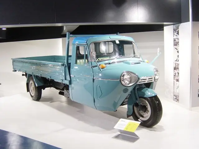 1956 Mazda T-2000: Xe Tải Huyền Thoại Khởi Đầu Cho Mazda Hiện Đại