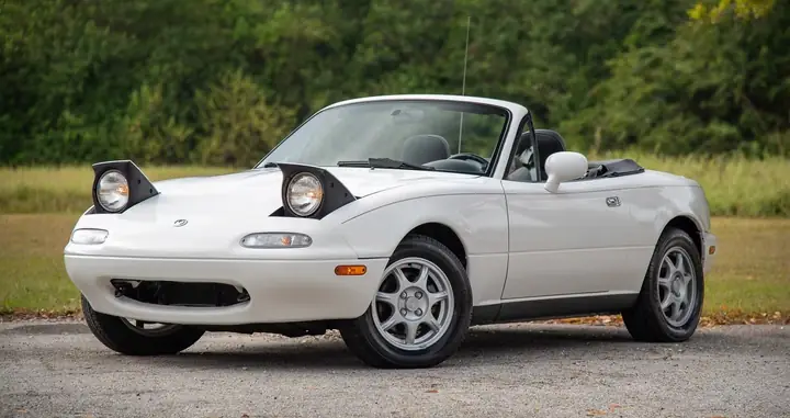 Tốc Độ Tối Đa Của Mazda Miata 1990: Khám Phá Giới Hạn Sức Mạnh Và Hiệu Suất