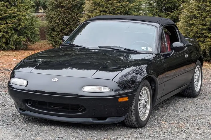 1993 Mazda Miata: Năm Đầu Tiên Của Huyền Thoại Roadster