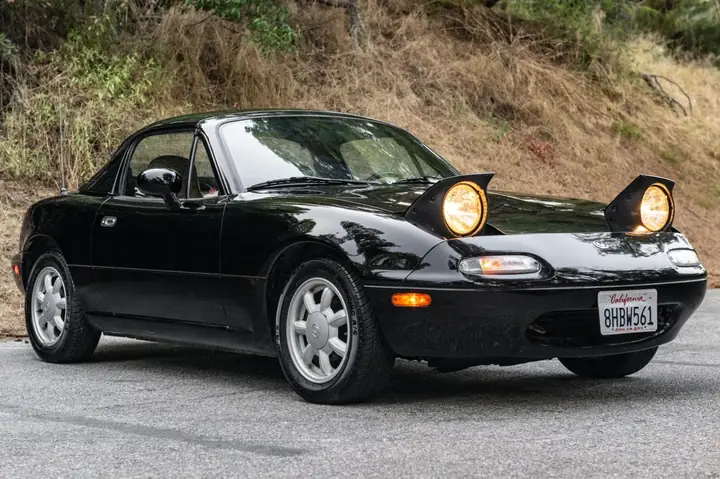 1993 Mazda Miata: Năm Đầu Tiên Của Huyền Thoại Roadster