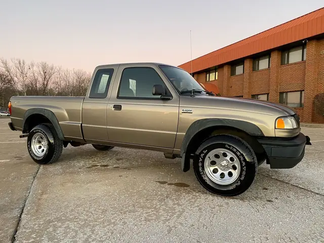 Hướng Dẫn Chi Tiết Về Mazda B4000 2005: Đánh Giá Kỹ Thuật, Bảo Dưỡng & Trải Nghiệm Thực Tế