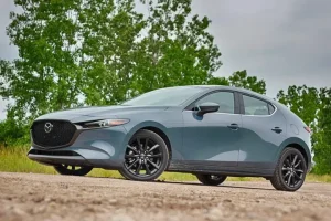 Đánh Giá Mazda3 2019 Awd: Hiệu Suất Vượt Trội Trên Mọi Địa Hình