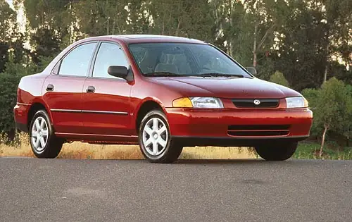 98 Mazda Protege: Cẩm Nang Toàn Diện Về Sedan Nhật Bản Thập Niên 90