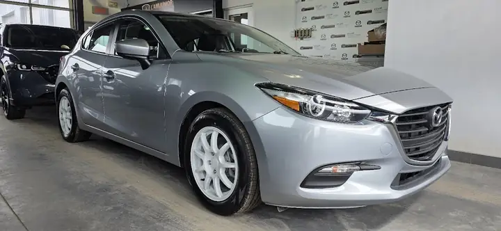 Đánh Giá Chi Tiết Mazda Ami Junior: Xe Điện Nhật Bản Nhỏ Gọn, Lý Tưởng Cho Đô Thị