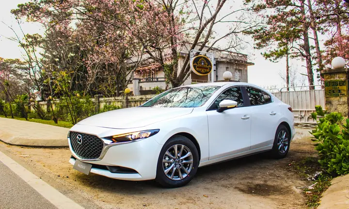 Ảnh Đẹp Mazda: Phân Tích Thiết Kế Và Nghệ Thuật Nhiếp Ảnh
