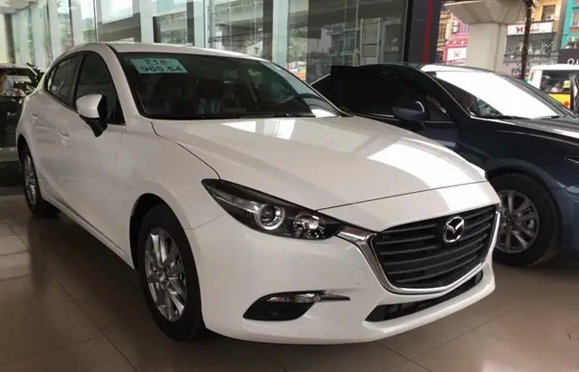 Mazda 3 Trên Đường: Biểu Tượng Phong Cách Và Trải Nghiệm Lái