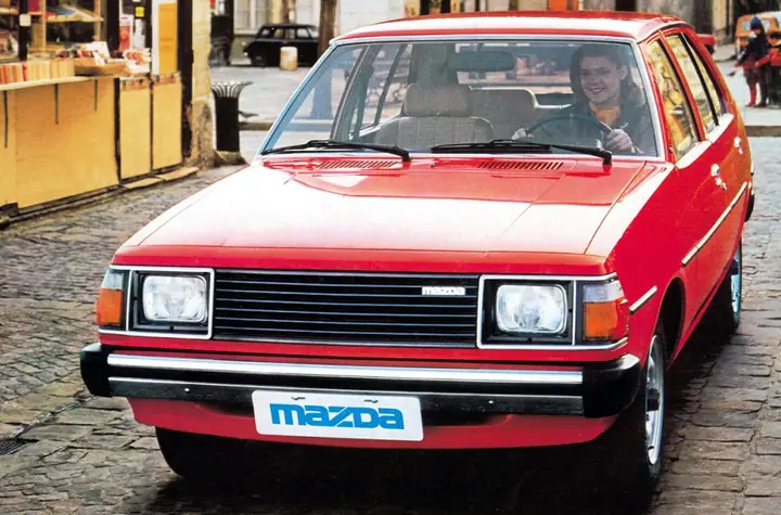 Các Đặc Tính Nổi Bật Của Mazda 313 Thập Niên 1980: Một Cái Nhìn Toàn Diện