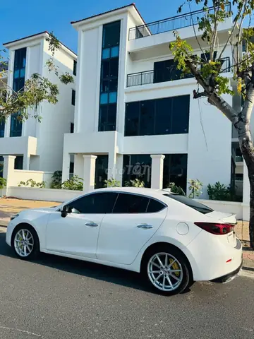 Mazda 3 Nha Trang: Hướng Dẫn Chi Tiết Mua Bán Xe Cũ & Mới