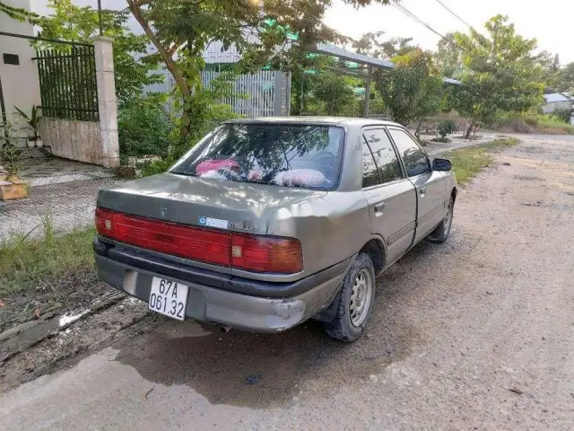 Mazda 323 Đời 95: Cơn Sốt Xe Cũ Hút Hồn Dân Chơi Việt Nam