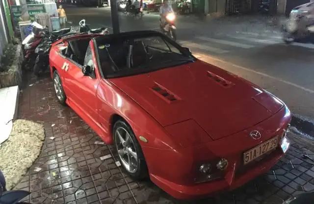 Mazda Rx-7 Cũ: Bí Ẩn Đằng Sau Một Huyền Thoại Xe Thể Thao Quay