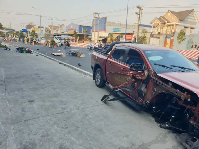 Bán Tải Giải Cứu Mazda 3 Bình Dương: Cứu Hộ Khẩn Cấp Và Hành Trình Phục Hồi