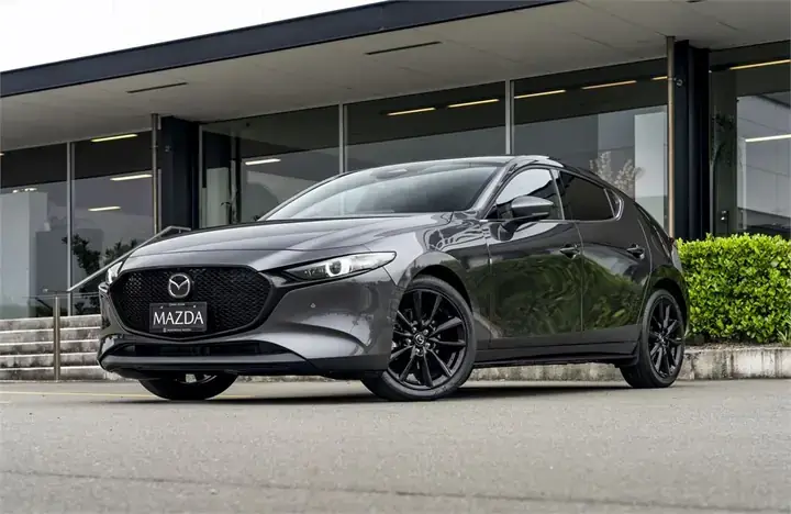 "machine Gray Metallic" - Sơn Xe Mazda: Màu Sắc Độc Đáo Và Cách Bảo Quản