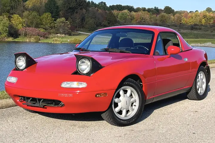 Buy Mazda Miata: Đánh Giá Toàn Diện Trước Khi Quyết Định Mua