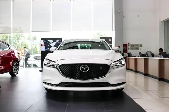 So Sánh Giá Và Trang Bị New Mazda 6 Các Phiên Bản Tại Việt Nam