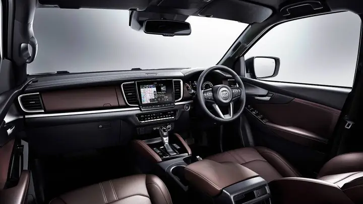 Cabin Mazda Bt-50: Thiết Kế, Không Gian Và Tiện Nghi Chi Tiết