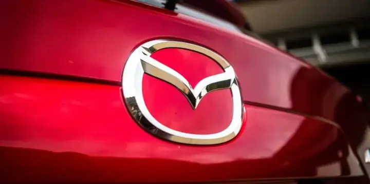 Cách Cài Đặt Logo Xe Ô Tô Mazda: Hướng Dẫn Chi Tiết Cho Người Mới Bắt Đầu