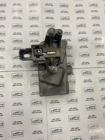 Cách Mở Khoá Vô Lăng Mazda 3: Hướng Dẫn Chi Tiết & Mẹo Xử Lý Sự Cố