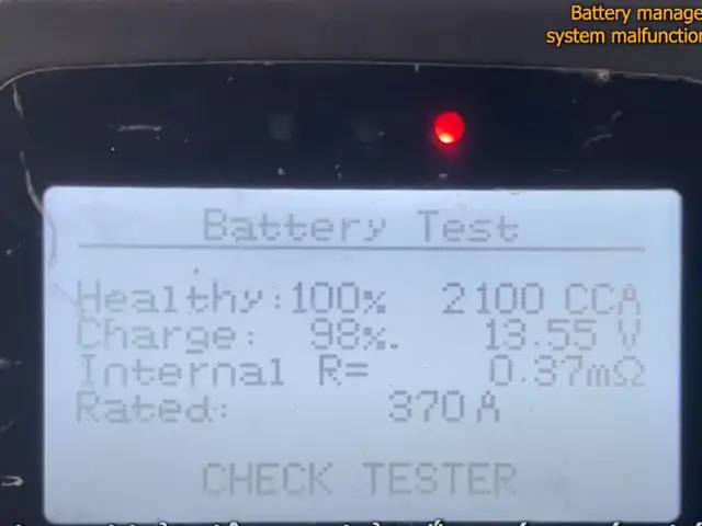 Hướng Dẫn Chi Tiết Cách Khắc Phục Tình Trạng Báo Bình Yếu Trên Xe Mazda