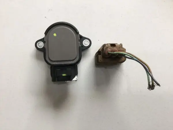 Cảm Biến Xăng Mazda 3 2004: Khắc Phục Lỗi, Vị Trí, Và Cách Kiểm Tra Hiệu Quả