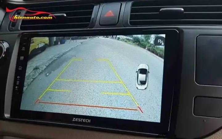 Camera Lùi Mazda 3 Không Hiển Thị: Nguyên Nhân & Cách Khắc Phục Hiệu Quả