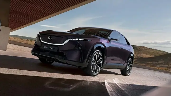 Cận Cảnh Xe Mazda Hóa Điên Lao Vào: Phân Tích Nguyên Nhân Và Bài Học Cảnh Giác