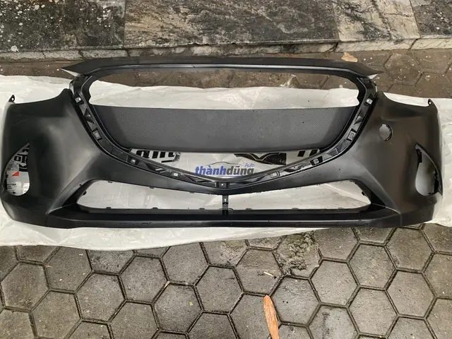 Mua Cản Trước Mazda 2: Giá, Lựa Chọn & Hướng Dẫn Lắp Đặt