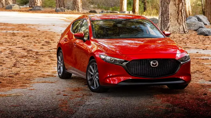 Đánh Giá Chi Tiết Mazda 3: Lựa Chọn Hoàn Hảo Cho Gia Đình? Đánh Giá Chi Tiết Mazda 3: Lựa Chọn Hoàn Hảo Cho Gia Đình?