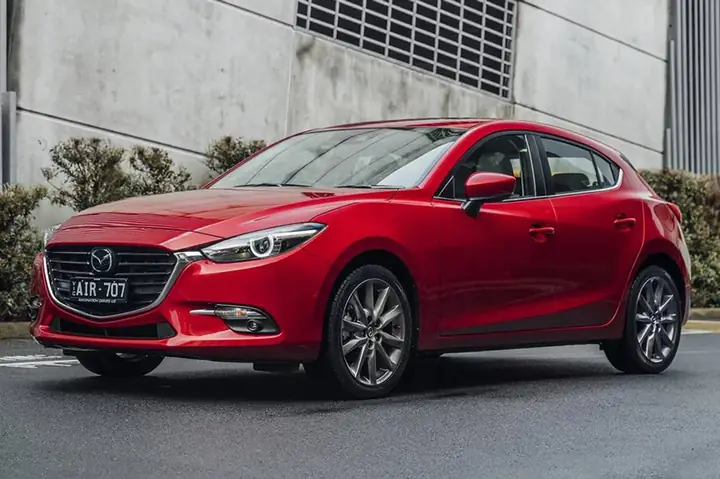 Đánh Giá Chi Tiết Mazda 3: Lựa Chọn Hoàn Hảo Cho Gia Đình? Đánh Giá Chi Tiết Mazda 3: Lựa Chọn Hoàn Hảo Cho Gia Đình?