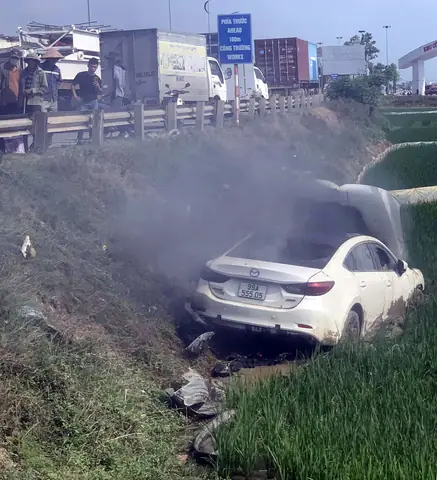 Cháy Xe Mazda Do Than Rơi: Nguyên Nhân, Cách Xử Lý & Phòng Ngừa Hiệu Quả