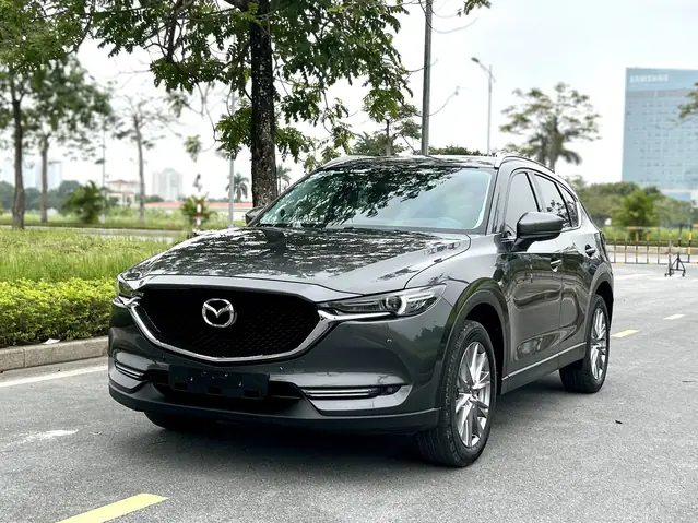 Chi Tiết Mazda Cx-5 Màu Xám: Từ Lịch Sử Đến Các Phiên Bản & Lời Khuyên Chọn Lựa