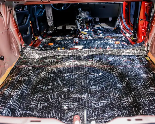 Chống Ồn Mazda 3: Công Nghệ Và Giải Pháp Tối Ưu