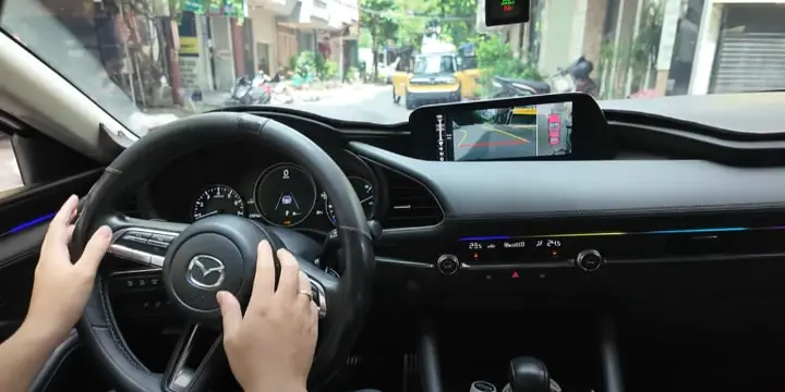 Clip Trải Nghiệm Lái Xe Mazda 3: Góc Nhìn Toàn Diện Cho Người Dùng