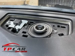Có Nên Lắp Loa Center Cho Mazda 3: Nâng Tầm Trải Nghiệm Âm Thanh Trên Xe