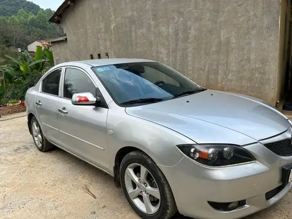 Có Nên Mua Xe Mazda 3 Đời 2004: Đánh Giá Toàn Diện Từ Chuyên Gia
