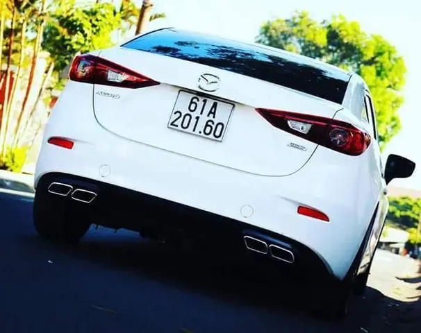 Cổ Po Cho Mazda 3 Hatchback: Nâng Cấp Âm Thanh & Trải Nghiệm Lái