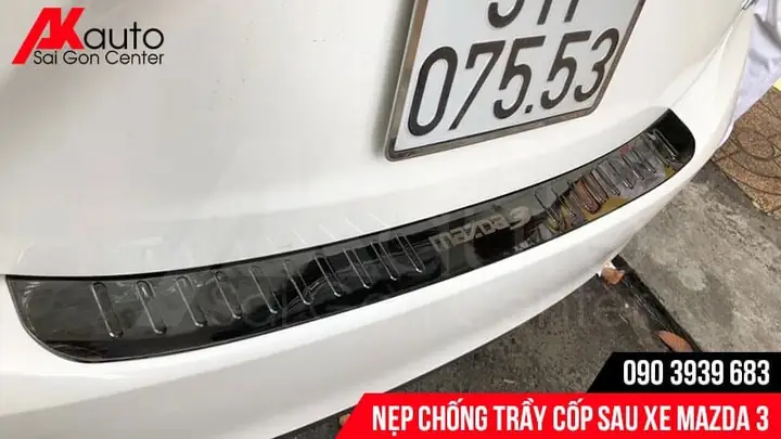 Chrome Trên Mazda 3: Lựa Chọn, Lắp Đặt & Lợi Ích