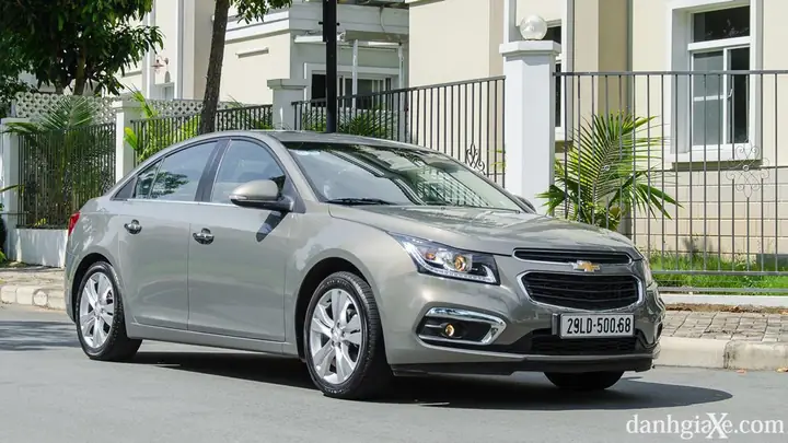So Sánh Chevrolet Cruze Và Mazda 3: Ưu Nhược Điểm Cho Người Mua