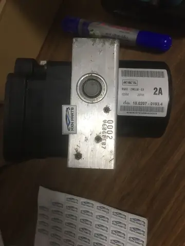 Cụm Bơm Abs Mazda: Chức Năng, Cấu Tạo Và Cách Nhận Biết Hư Hỏng