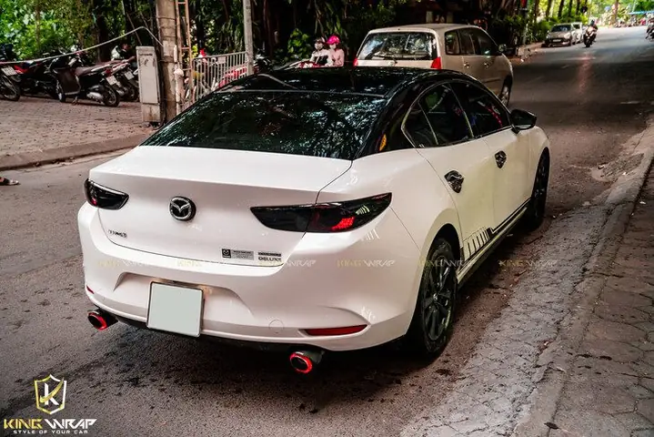 Dán Nóc Xe Cho Mazda 3: Hướng Dẫn Chi Tiết & Những Điều Cần Biết